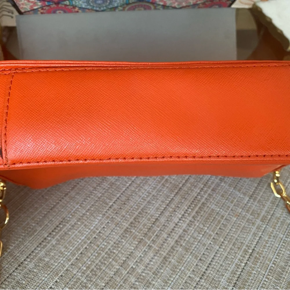 Tory Burch Small bag - Picture 6 of 13